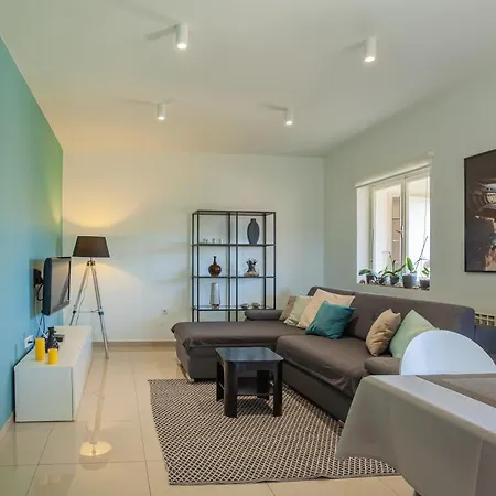 Petra Apartment