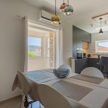 Petra Apartmán Cres